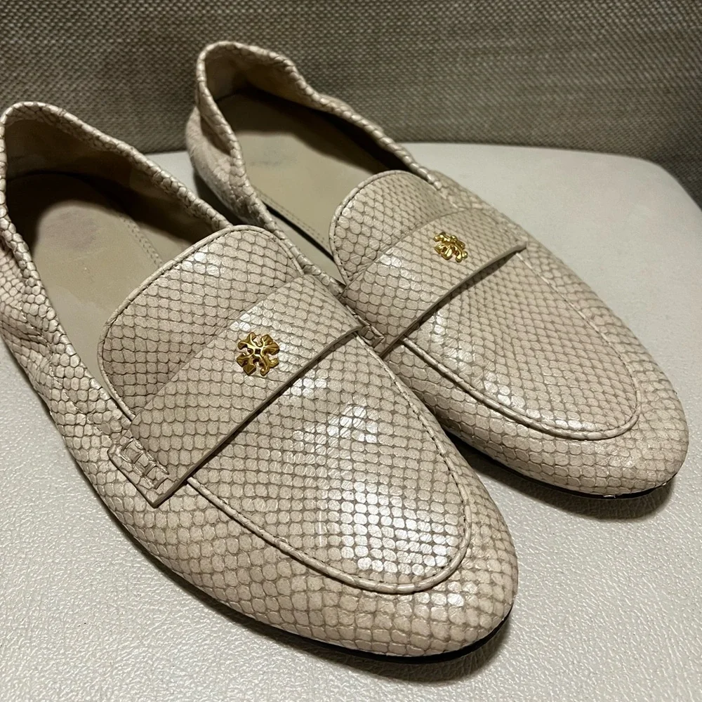 Tory Burch Logo Nude Leather Ballet Loafers Flats Women’s Size 8